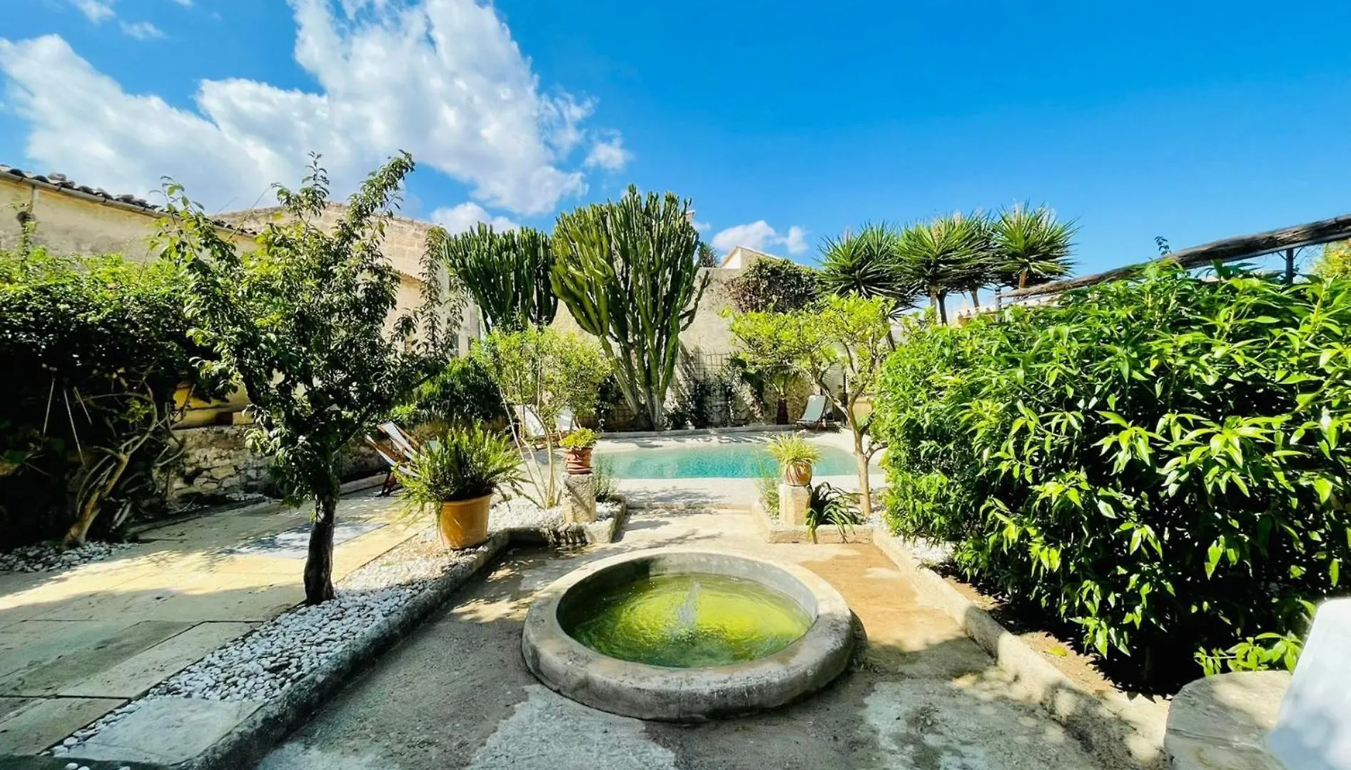 Villa León de Sineu España